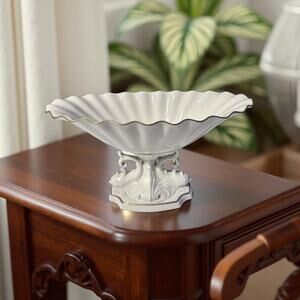 Lenox Aquarius Centerpiece Bowl Ivory Bone China 24K gold